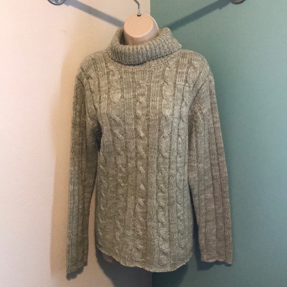 Basic Editions Sweaters - Basic Edition sweater